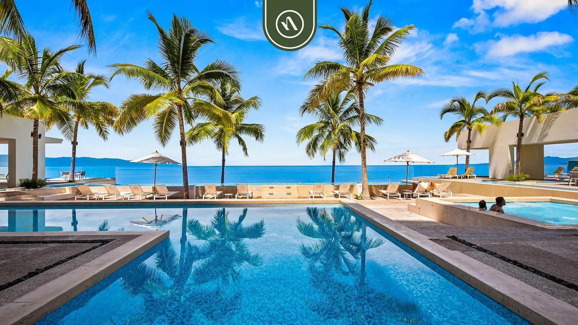 Apartment 1 Bedroom Condo With Amazing Bay View - Beach - Pools Puerto Vallarta