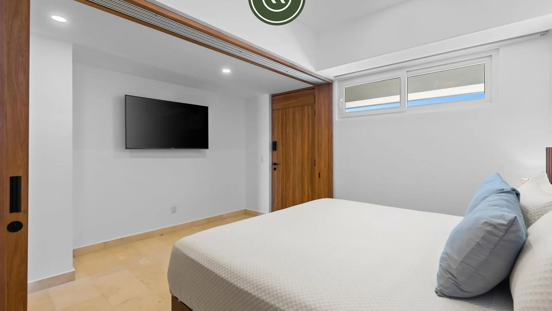 1 Bedroom Condo With Amazing Bay View - Beach - Pools Puerto Vallarta 0*,  Mexico
